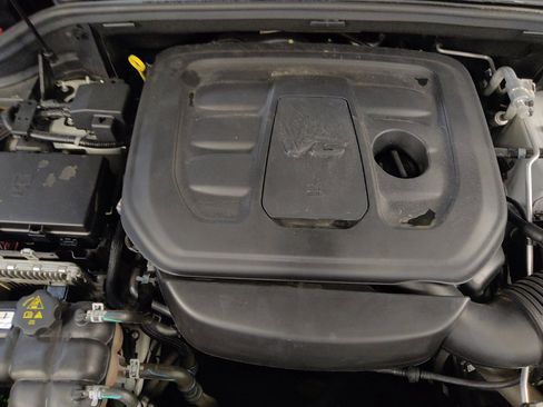 Used 2021 Jeep Grand Cherokee Freedom Edition AWD/4WD image 30