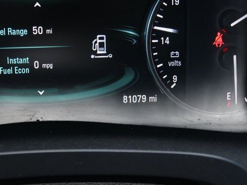 Used 2017 Buick LaCrosse Essence image 11