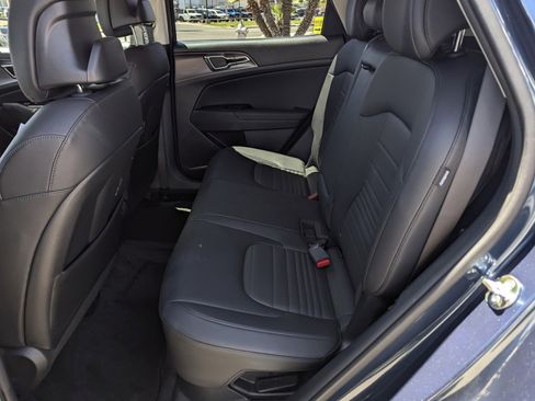 Used 2024 Kia Sportage SX Prestige AWD/4WD image 8