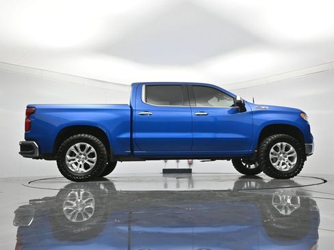 Used 2022 Chevrolet Silverado 1500 LTZ AWD/4WD image 41