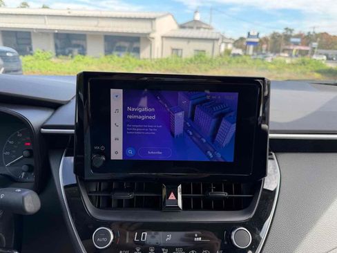 Used 2023 Toyota Corolla LE image 25