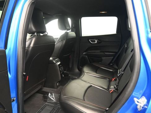 Used 2025 Jeep Compass Trailhawk AWD/4WD image 24
