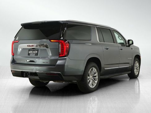 Used 2021 GMC Yukon XL SLT w/ SLT Luxury Plus Package image 5