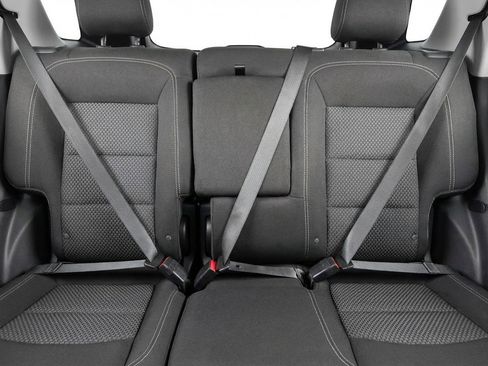 Used 2024 GMC Terrain SLE FWD image 15