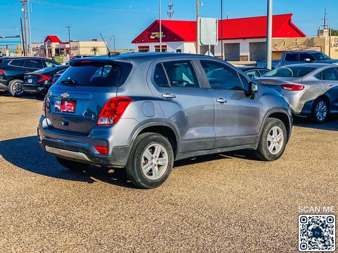 Used 2020 Chevrolet Trax LS image 7