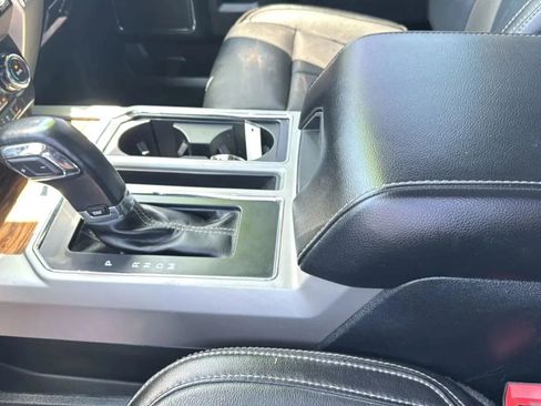 Used 2020 Ford F150 Lariat RWD image 23