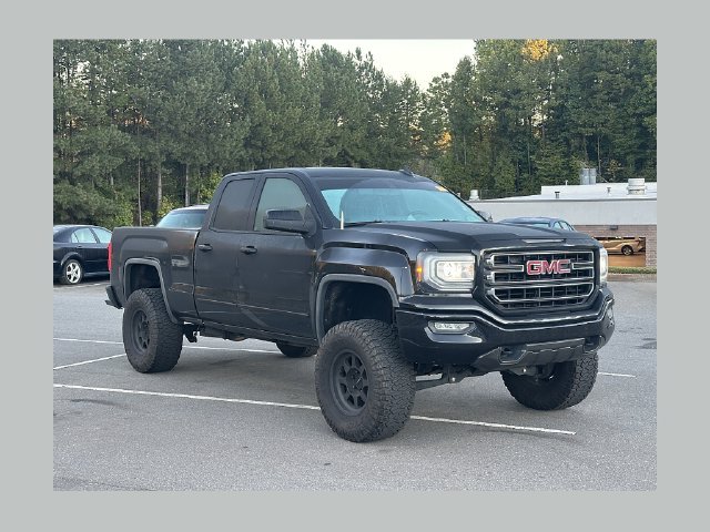 Used 2018 GMC Sierra 1500 SLE w/ SLE Value Package AWD/4WD image 1