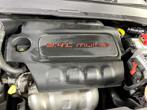 Used 2022 Jeep Compass Latitude w/ Convenience Group AWD/4WD image 28