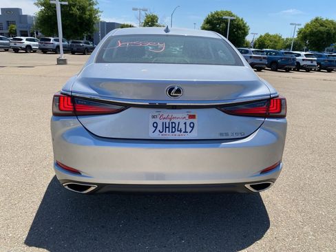 Used 2024 Lexus ES 350 w/ Accessory Package (Z1) FWD image 5