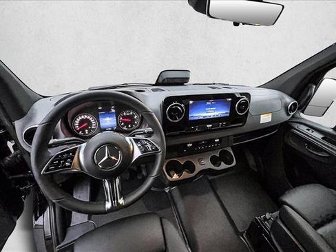 New 2026 Mercedes-Benz Sprinter 2500 image 10
