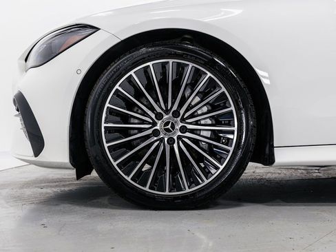 Used 2024 Mercedes-Benz CLE 300 4MATIC Cabriolet image 34