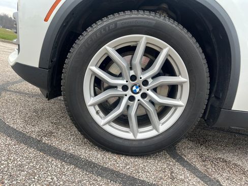 Used 2021 BMW X5 xDrive40i w/ Premium Package image 20