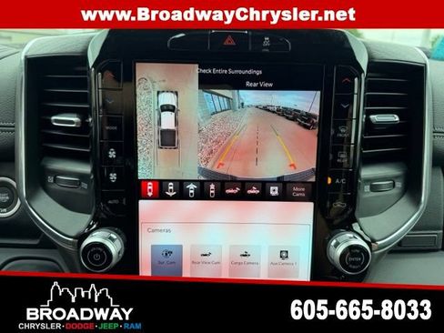 New 2026 RAM 2500 Laramie w/ Towing Technology Group AWD/4WD image 22