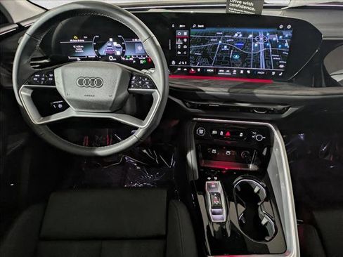 New 2025 Audi Q5 Premium Plus image 16