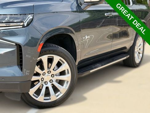 Used 2021 Chevrolet Suburban Premier w/ Texas Edition RWD image 8
