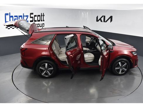 Used 2022 Kia Sorento S FWD image 32