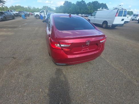 Used 2020 Honda Accord LX image 4