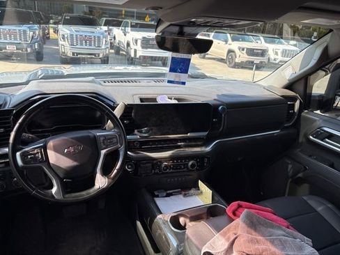 Used 2024 Chevrolet Silverado 3500 LTZ w/ LTZ Plus Package image 8