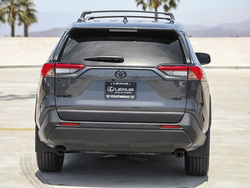 Used 2025 Toyota RAV4 XLE Premium FWD image 6