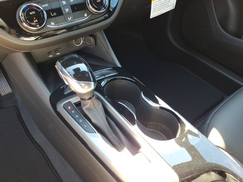 New 2026 Buick Envista Sport Touring w/ Convenience I Package FWD image 18