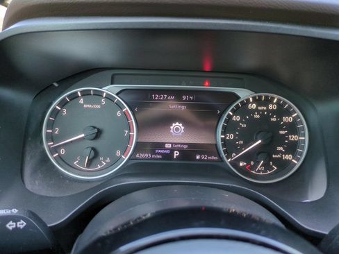 Used 2021 Nissan Rogue SV w/ Premium Package FWD image 22