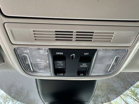 New 2026 Honda Odyssey Elite image 27