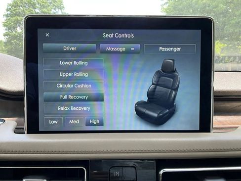 Used 2021 Lincoln Aviator Reserve w/ Equipment Group 201A AWD/4WD image 25