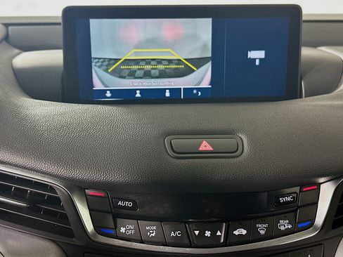 Used 2023 Acura TLX FWD image 25