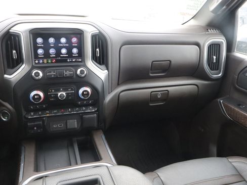 Certified 2021 GMC Sierra 2500 Denali w/ Denali Ultimate Package image 11