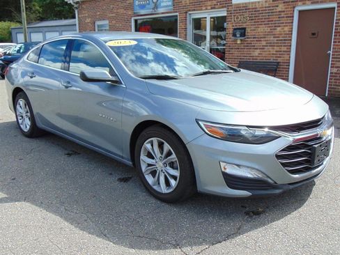 Used 2023 Chevrolet Malibu LT FWD image 3