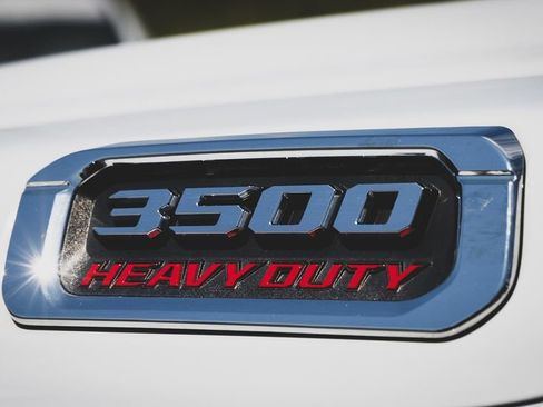 Used 2021 RAM 3500 Laramie w/ Max Tow Package AWD/4WD image 3