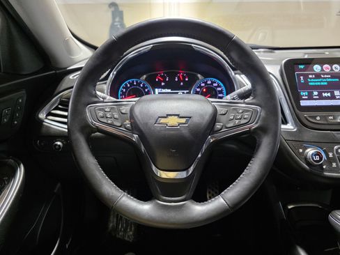 Used 2017 Chevrolet Malibu Premier w/ Premier Sun and Wheel Package FWD image 30