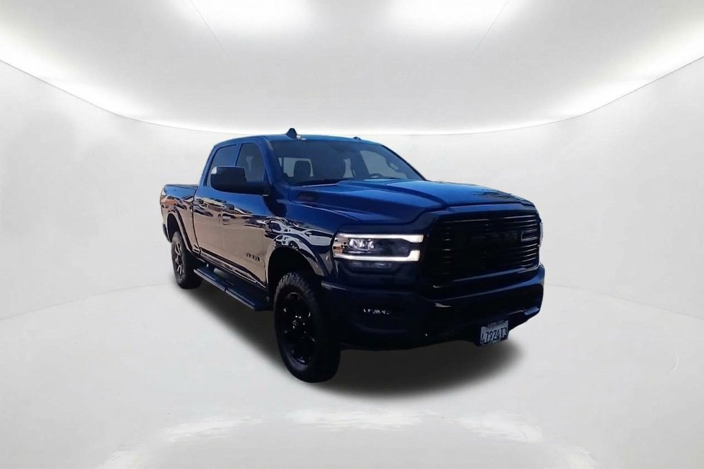 Used 2022 RAM 2500 Laramie w/ Night Edition AWD/4WD image 3