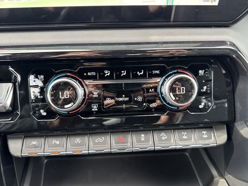 New 2026 GMC Sierra 1500 AT4X image 19