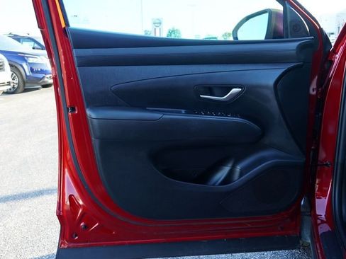 Used 2025 Hyundai Tucson SEL image 13