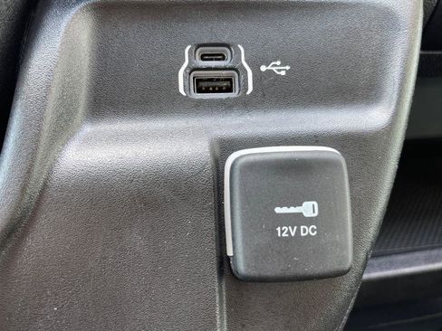 Used 2023 RAM ProMaster 2500 image 27