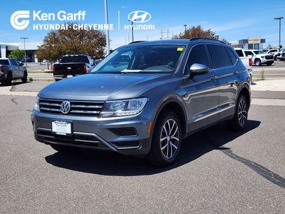 Used 2020 Volkswagen Tiguan SE w/ Panoramic Sunroof Package