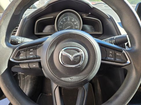 Used 2018 MAZDA MAZDA3 Sport image 9