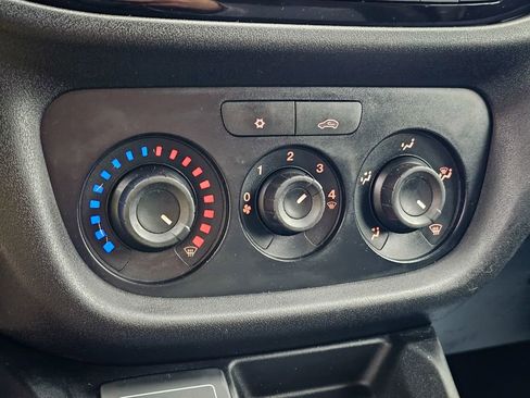 Used 2019 RAM ProMaster City Tradesman image 21