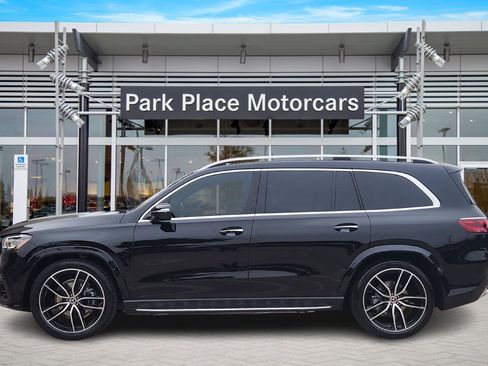 New 2025 Mercedes-Benz GLS 580 4MATIC image 3