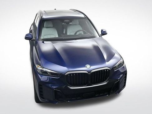 New 2026 BMW X5 xDrive50e w/ M Sport Package AWD/4WD image 29