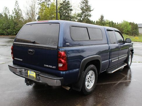 Used 2005 Chevrolet Silverado 1500 LS w/ Light Duty Power Package RWD image 4