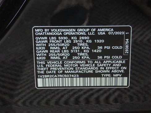 Certified 2024 Volkswagen Atlas SEL image 34