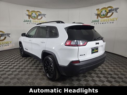 Used 2023 Jeep Cherokee Altitude Lux AWD/4WD image 6