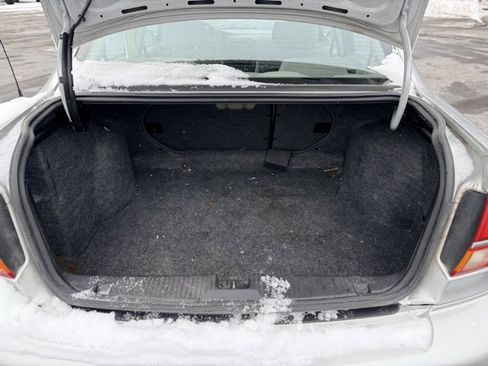 Used 2002 Saturn L-Series L200 image 20