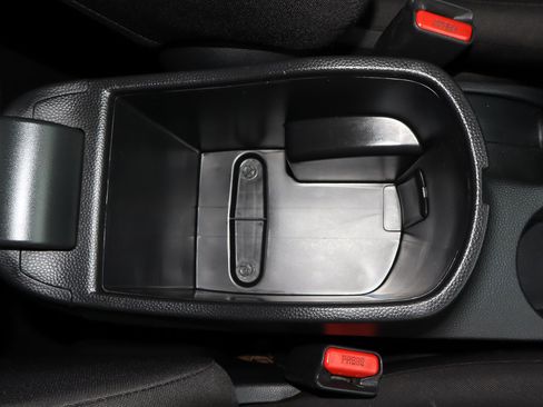 Used 2016 Kia Soul Base image 23