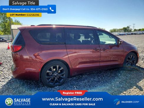 Used 2018 Chrysler Pacifica Limited w/ Advanced Safetytec Group FWD image 4
