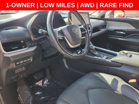 Used 2024 Toyota Grand Highlander AWD Hybrid image 24