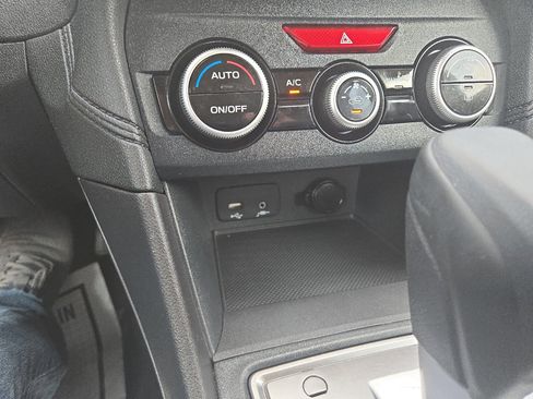 Used 2022 Subaru Crosstrek 2.0i image 24