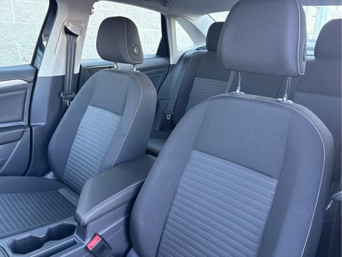 Used 2025 Volkswagen Jetta S image 12